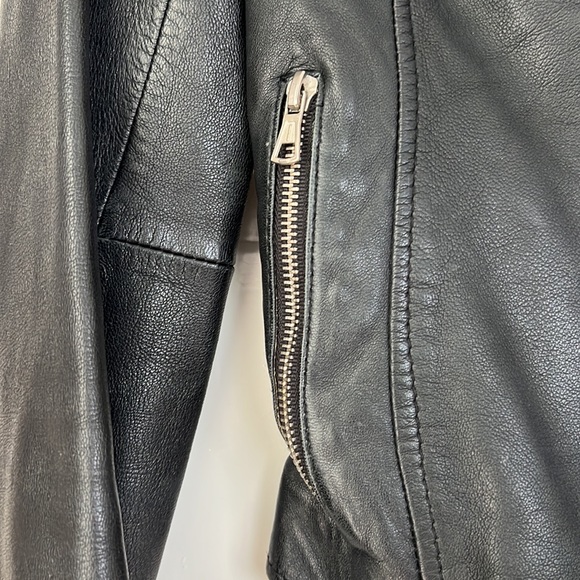 Zara authentic leather cropped jacket Motorcycle fitted moto xs - Picture 3 of 7